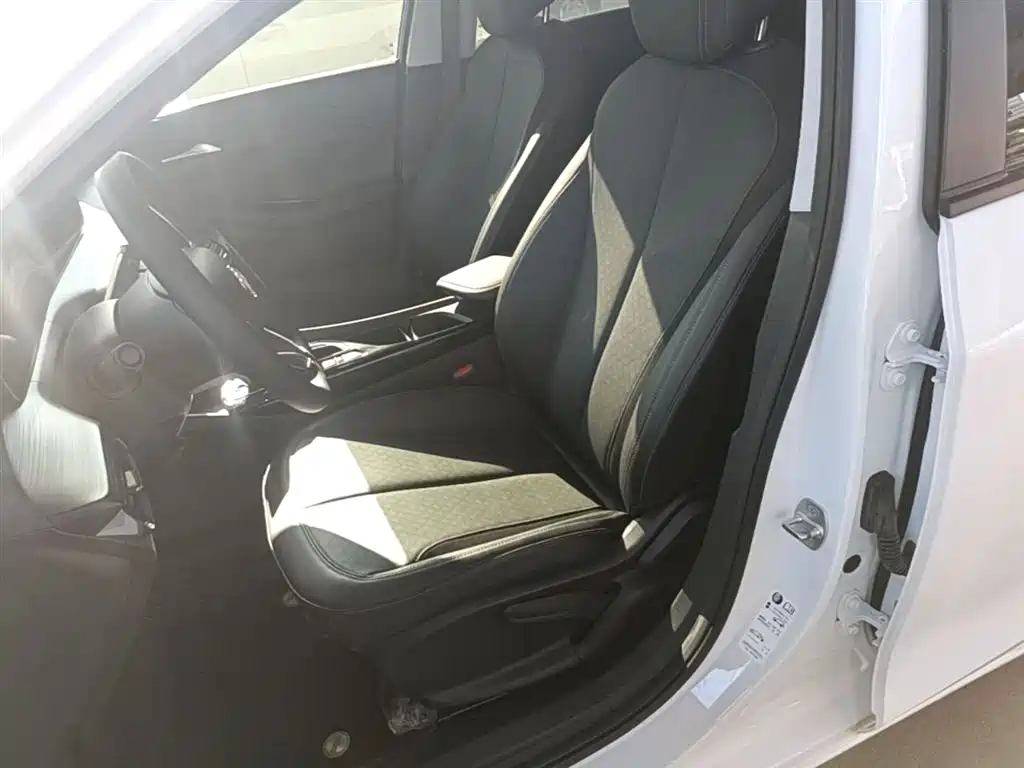 Buick Verano 2023 Pro Joy Edition фото 15