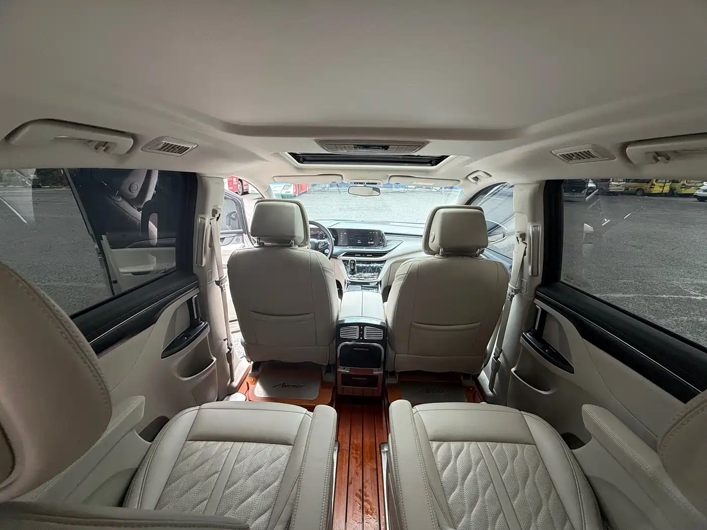 Buick GL8 2021 ES Landlord 653T Comfort фото 9