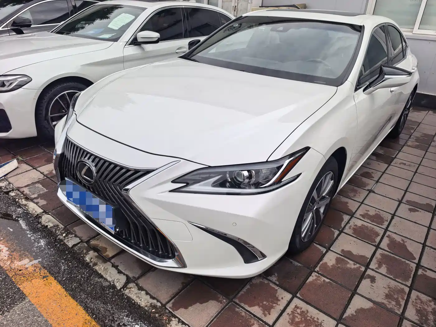 Lexus ES 2018 200 Excellence Edition China V