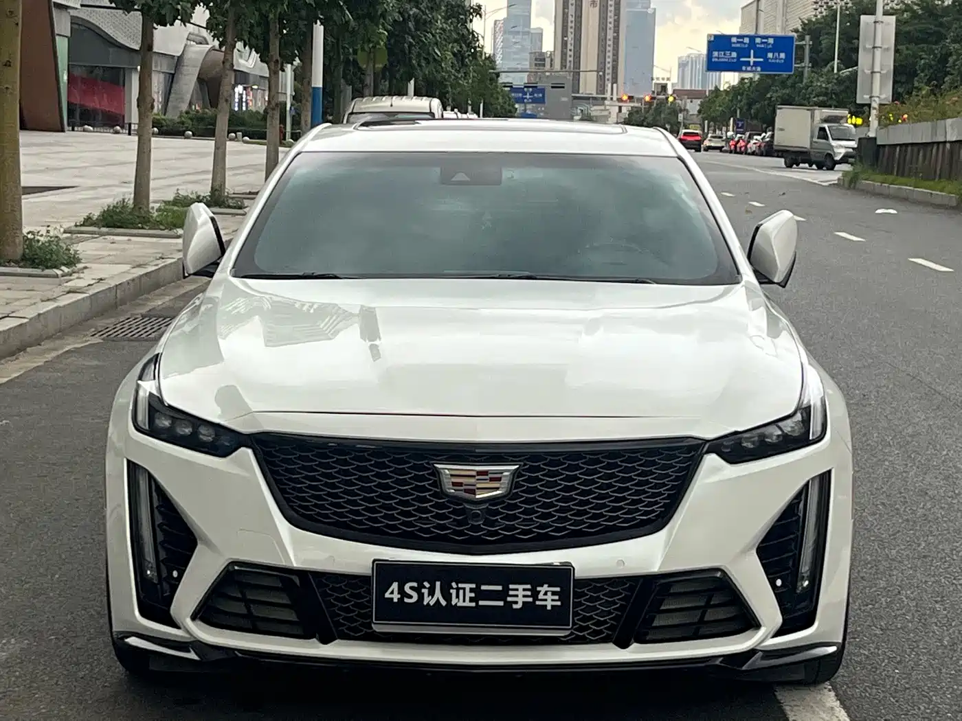 Cadillac CT5 2024 2023 28T Luxury Style (Standard Edition)