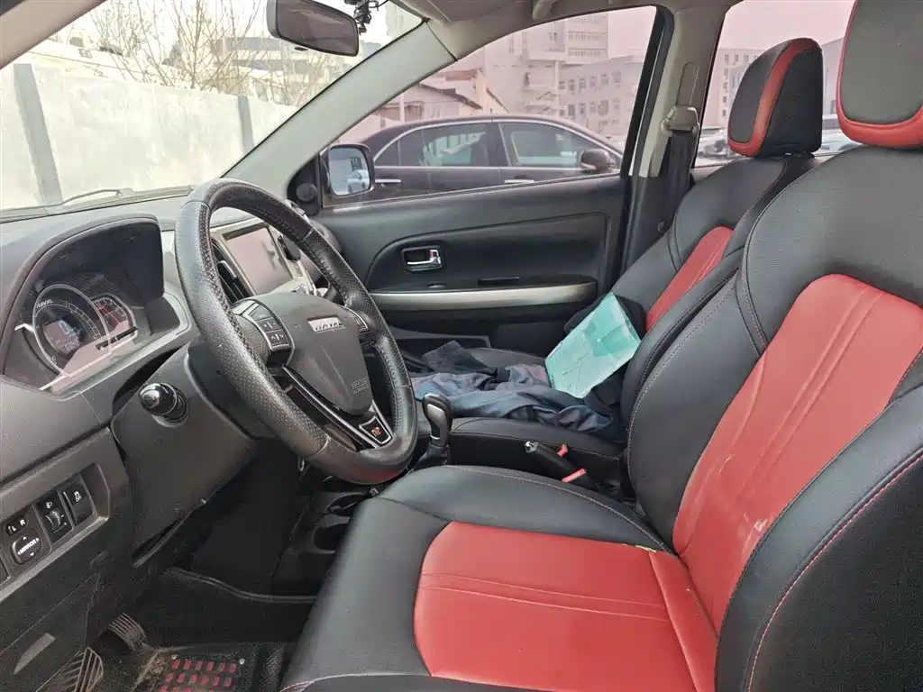 Haval H1 2016 Red Label 1.5L AMT Luxury фото 8