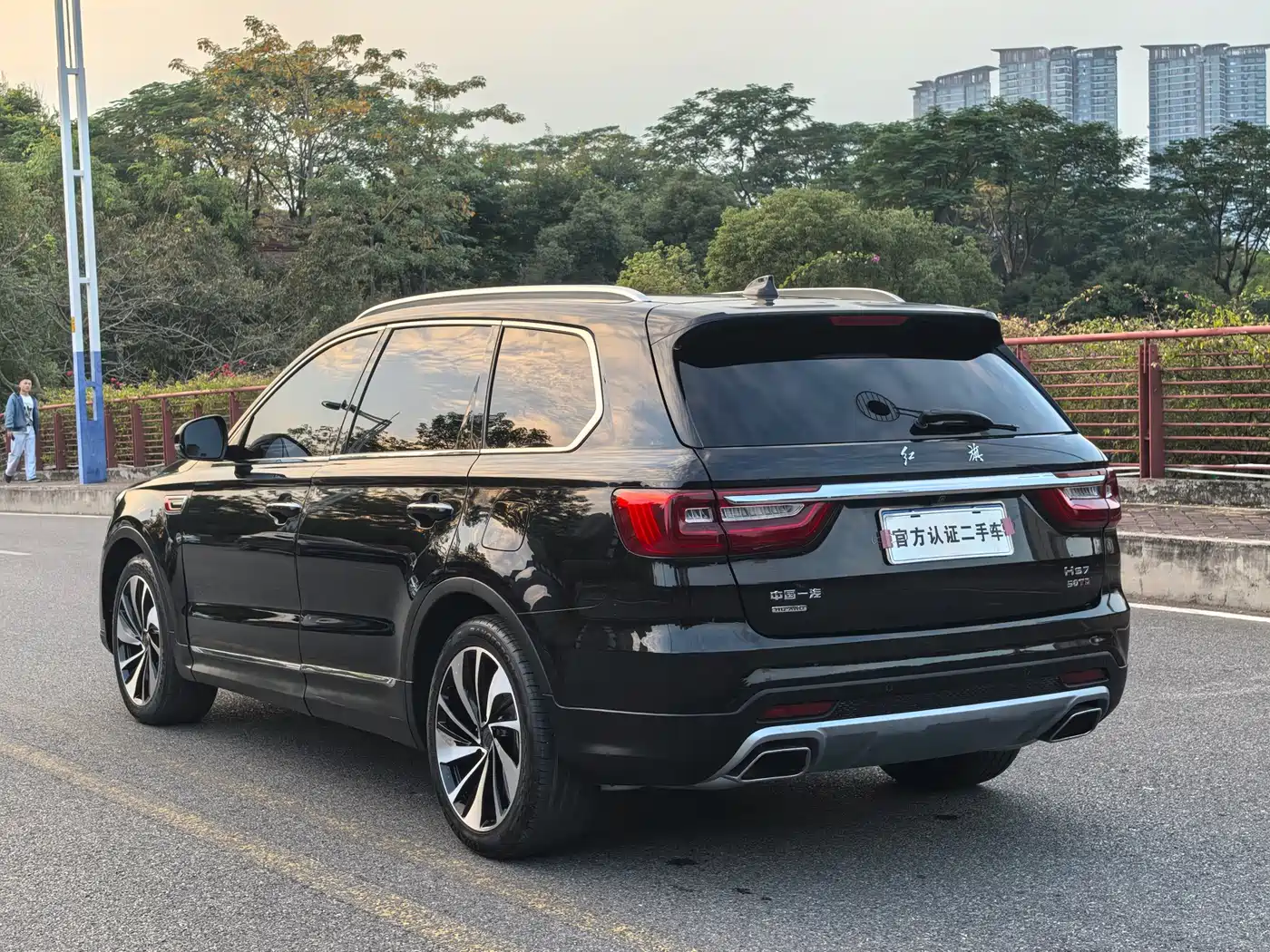 Hongqi HS7 2019 3.0T Automatic 4WD Smart Connection Flag Smooth Edition фото 22