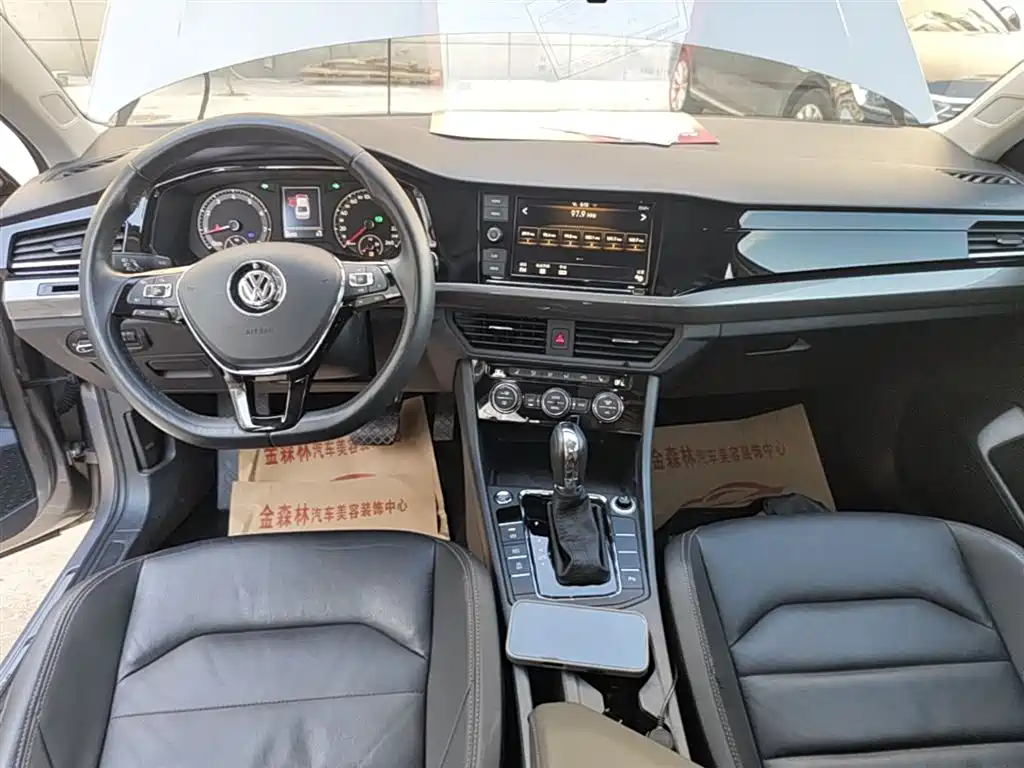 Volkswagen Bora 2019 Facelift 1.5L Automatic Luxury China VI фото 10