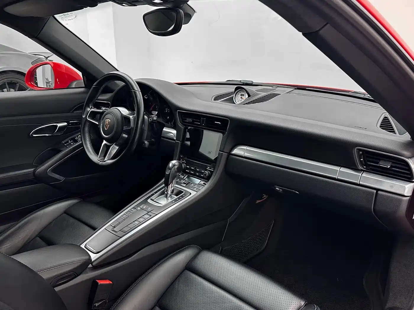 Photo 17 - Porsche 911