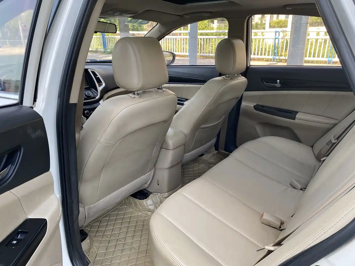 Changan Eado 2014 2014 1.6L Manual Luxury