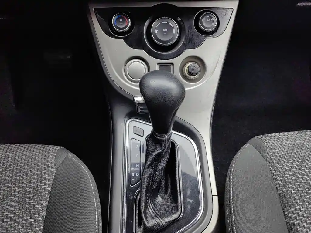 Haima M3 2016 2016 1.5L CVT Comfort