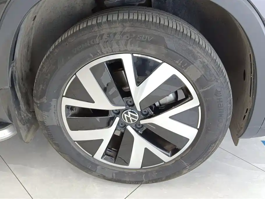 Volkswagen Tayron 2024 330TSI 2WD Luxury Plus Advanced фото 6
