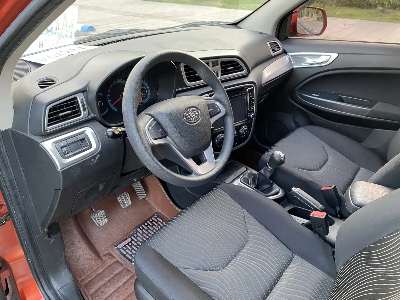 FAW Junpai D60 2015 2015 1.5L Manual Standard