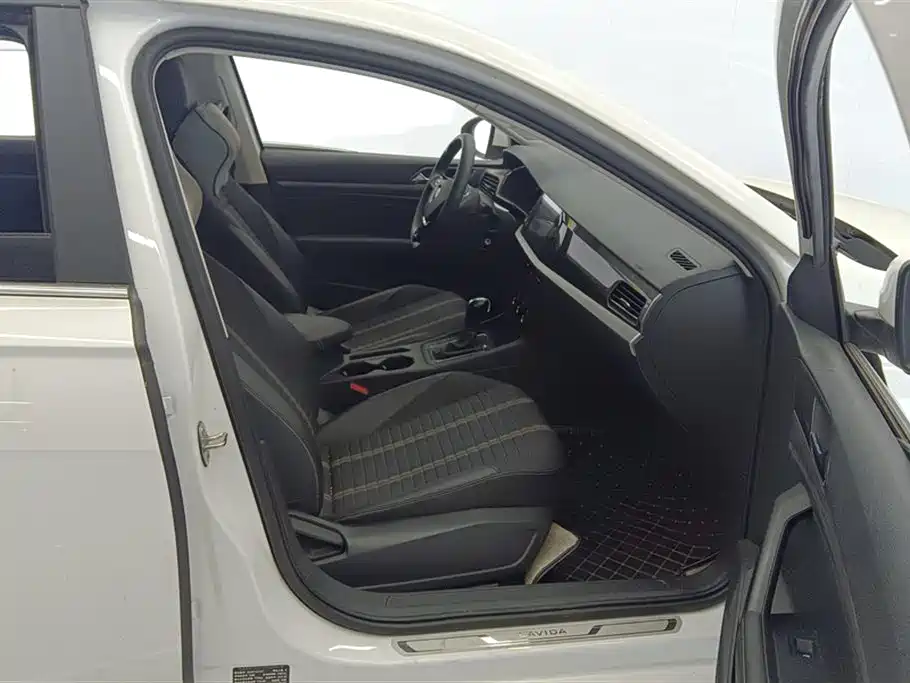 Volkswagen Lavida 2021 280TSI DSG Comfort Edition фото 8