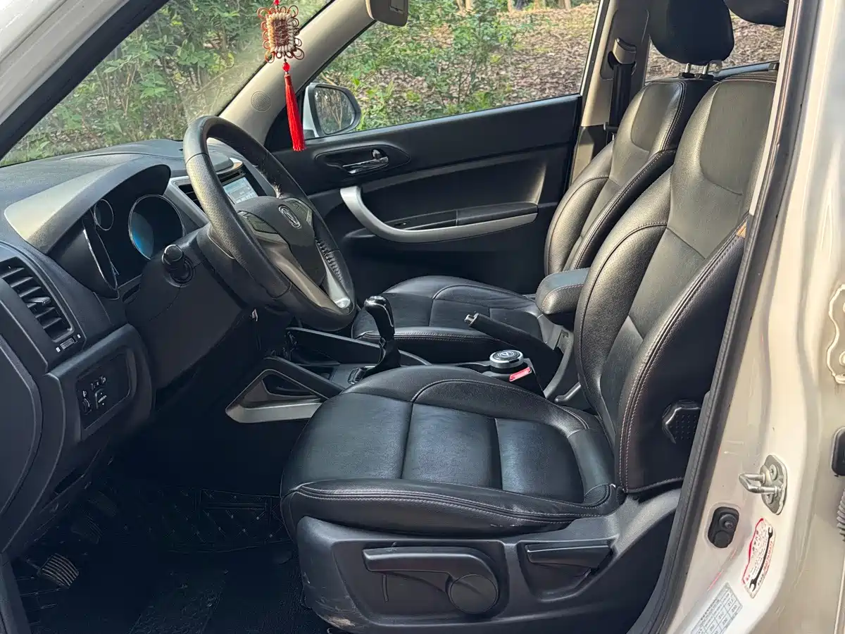 Photo 11 - Changan CS35