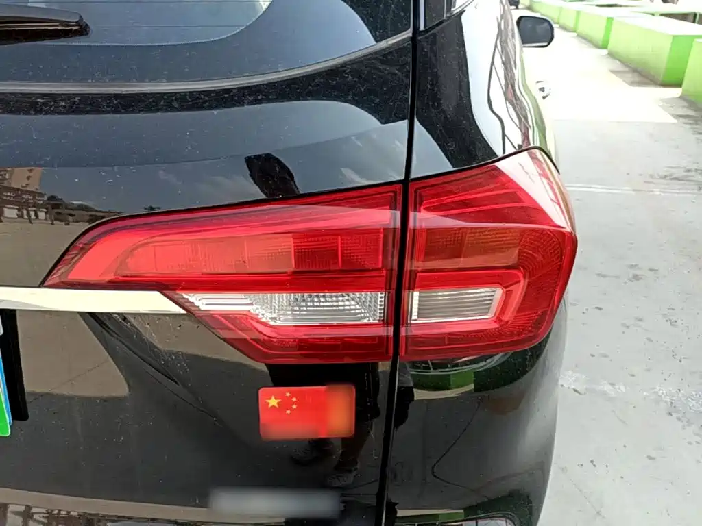 Photo 8 - Haval M6
