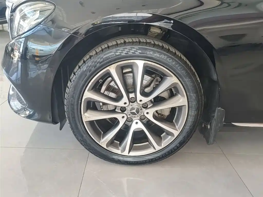 Mercedes-Benz E-Class 2019 E 260 L фото 23