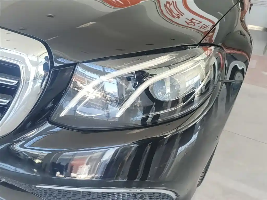 Mercedes-Benz E-Class 2019 E 260 L фото 24