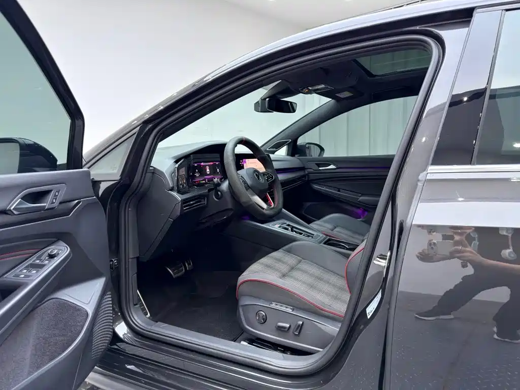 Volkswagen Golf GTI 2024 2023 380TSI DSG GTI