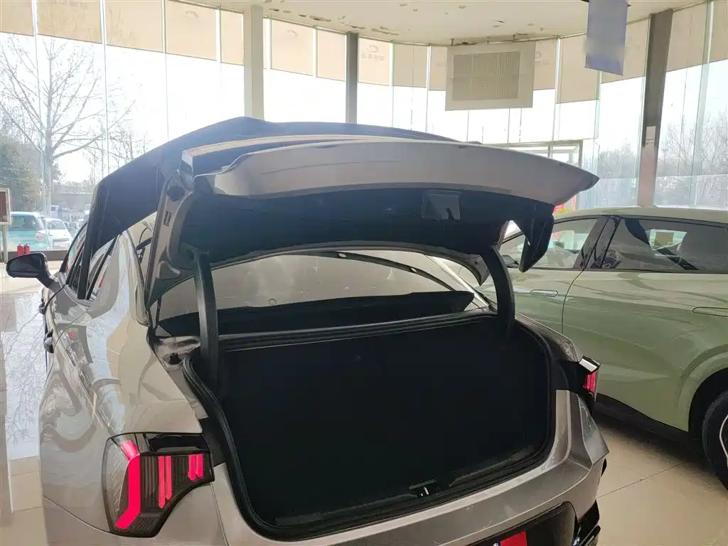 LYNK 03
