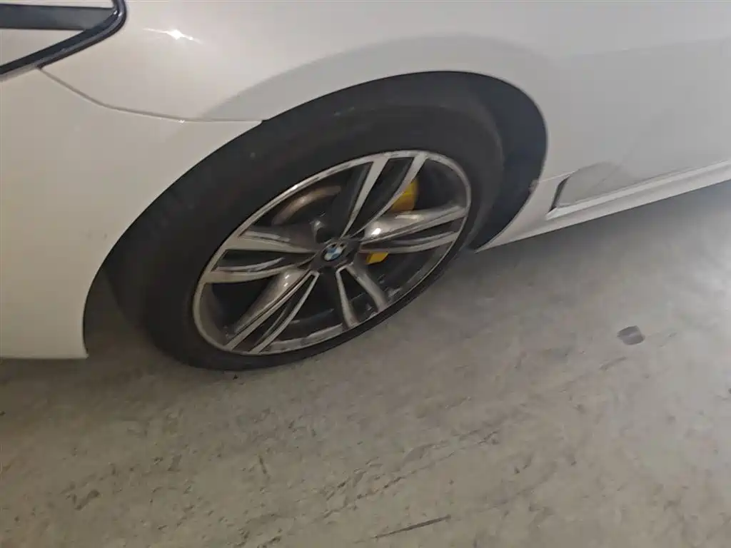 BMW 6 Series GT 2018 630i M Sport Package фото 23