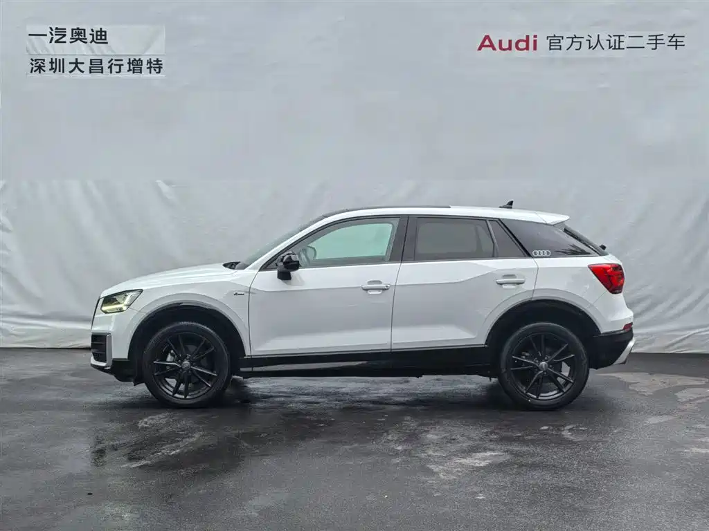 Audi Q2L 2020 35 TFSI Progressive Dynamic Model фото 4