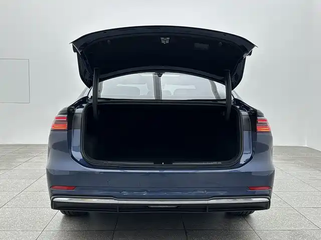 Geely Galaxy Galaxy A7 2025 EM-i 150km Explorer+ Edition фото 15