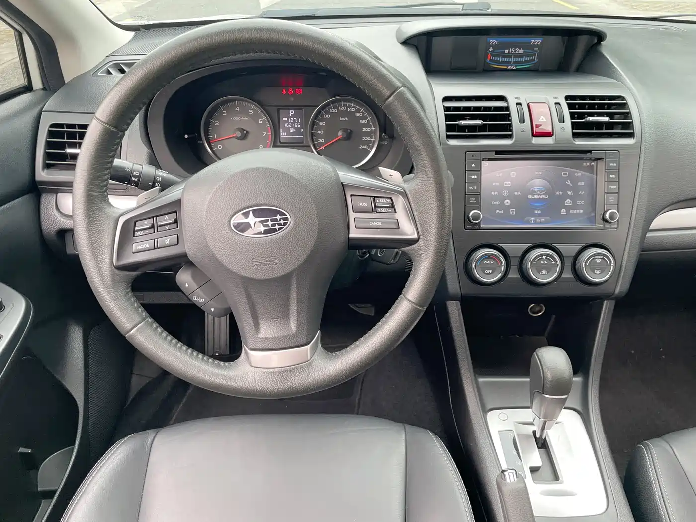 Subaru XV 2012 2.0i Elite Edition фото 7