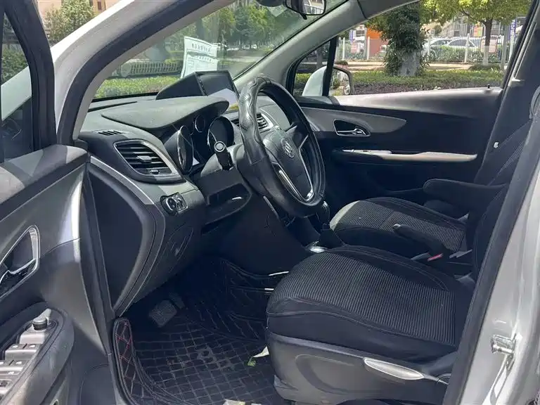 Buick Encore 2015 1.4T Automatic 2WD Urban Elite фото 14