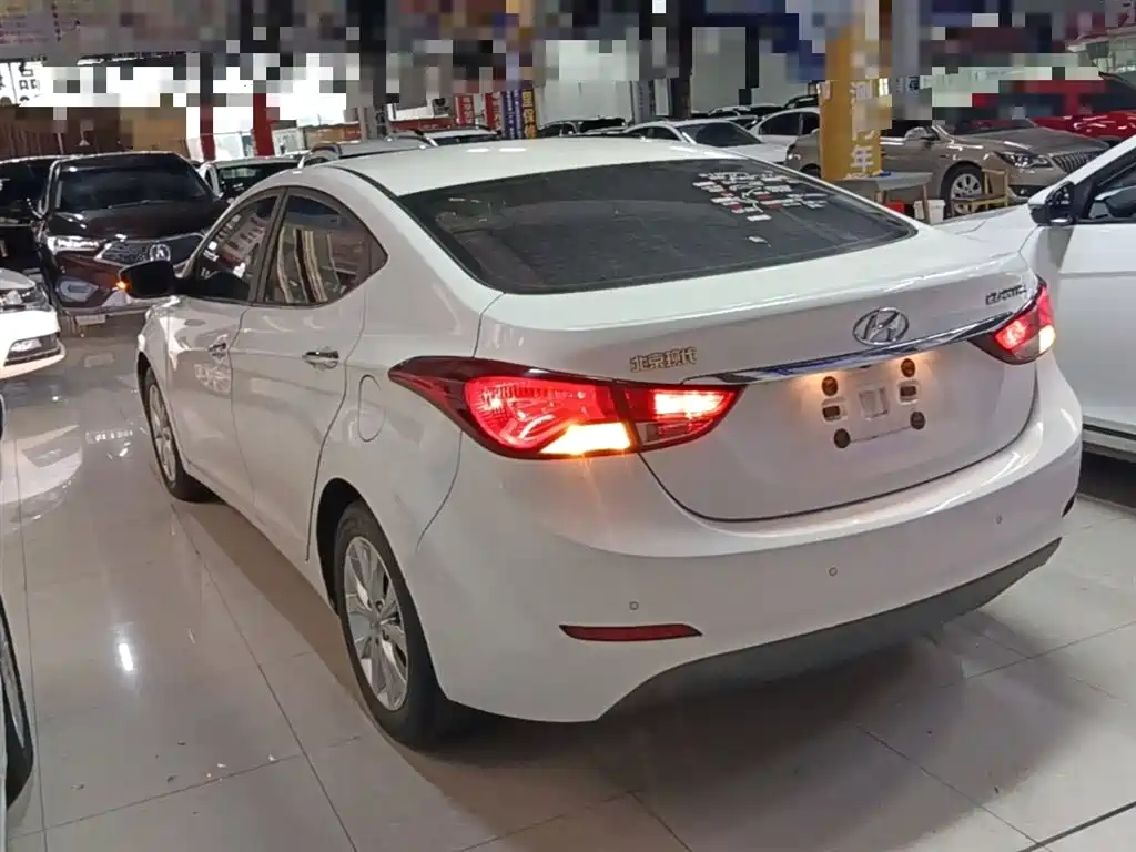 Hyundai Langdong 2016 1.6L Automatic Premium Edition фото 5