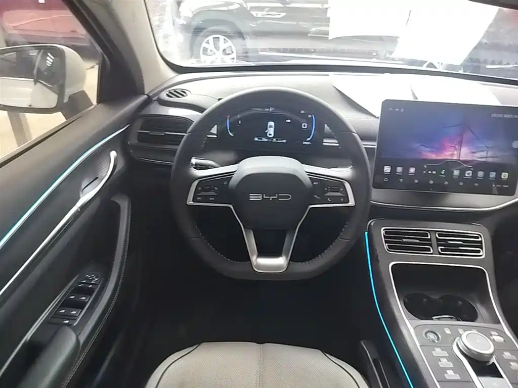 BYD Destroyer 05 2024 Glory Edition DM-i 55KM Luxury фото 11