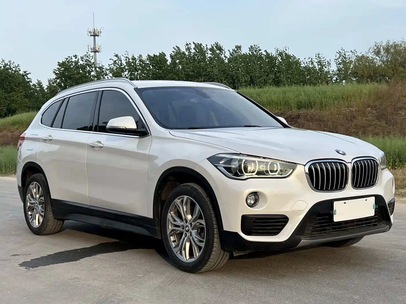 BMW X1 2019 sDrive20Li Leading Model фото 3