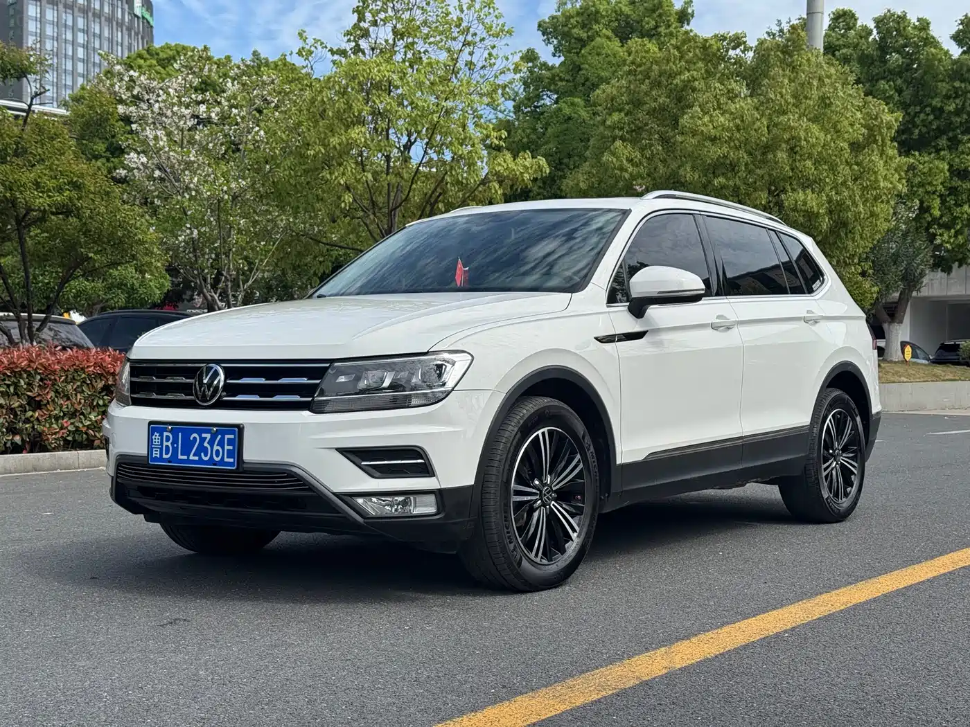 Volkswagen Tiguan L 2021 330TSI Automatic 2WD Smart