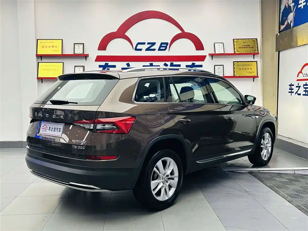 Škoda Kodiaq 2018 TSI330 5-seat FWD Luxury Premium фото 5