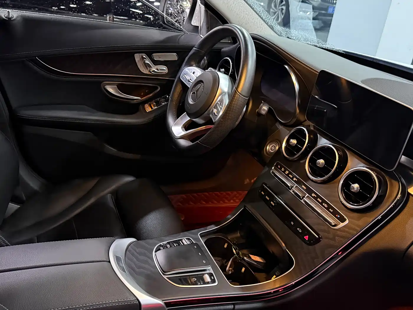 Фото 14 - Mercedes-Benz C-Class
