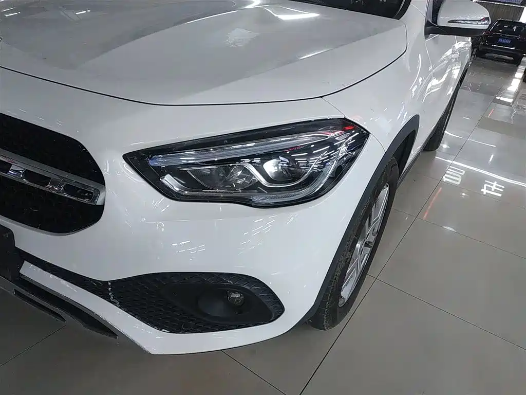 Mercedes-Benz GLA 2022 Facelift II GLA 200 фото 18