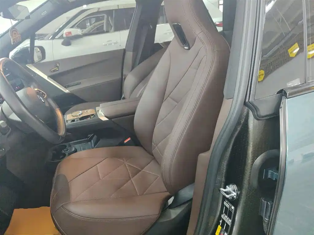 BMW iX 2022 xDrive40 фото 15