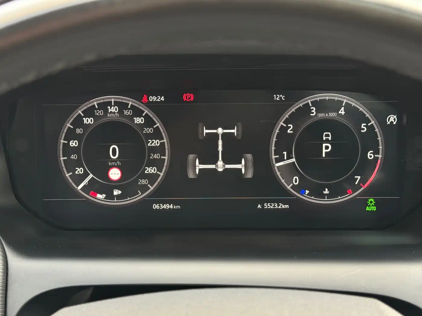 Land Rover Discovery Sport 2020 249PS R-Dynamic Performance фото 20