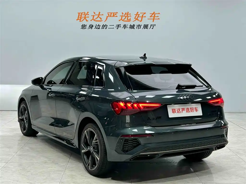 Audi A3 2024 Model Sportback 35 TFSI RS Edition фото 24