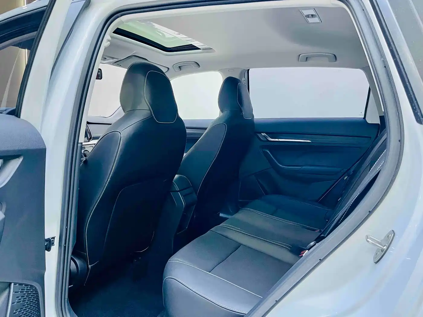 Škoda Kamiq 2023 Facelift 1.5L Auto Comfort Edition фото 7
