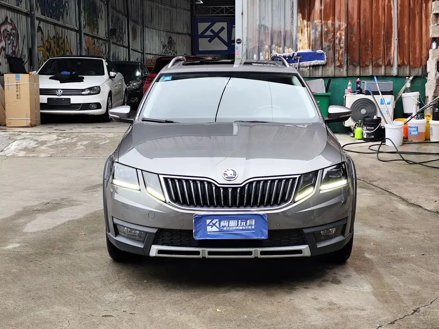 Škoda Octavia 2019 Wagon TSI280 DSG Flagship Edition China V фото 2
