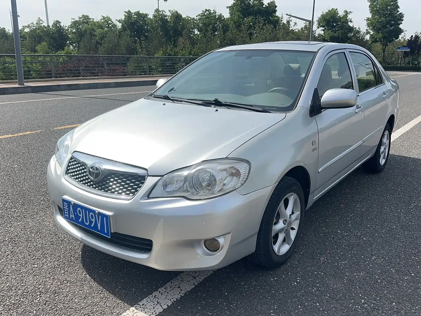 Toyota Corolla 2011 1.6L Manual Luxury Edition