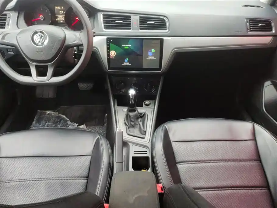 Volkswagen Lavida 2015 1.6L Automatic Trend Edition фото 16