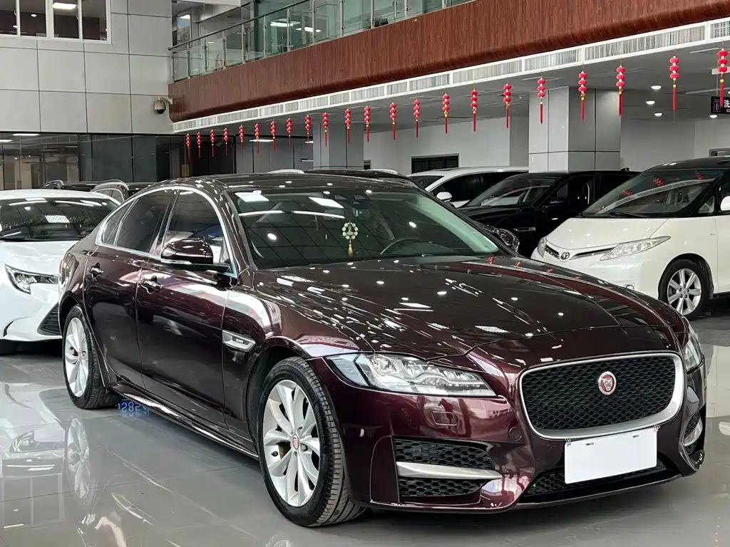 Jaguar XF 2016 2016 XF 2.0T 2WD R-Sport