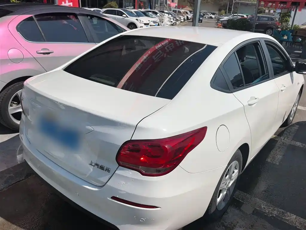 Chevrolet Cavalier 2019 320 Auto Sunroof Enjoyment Edition фото 6