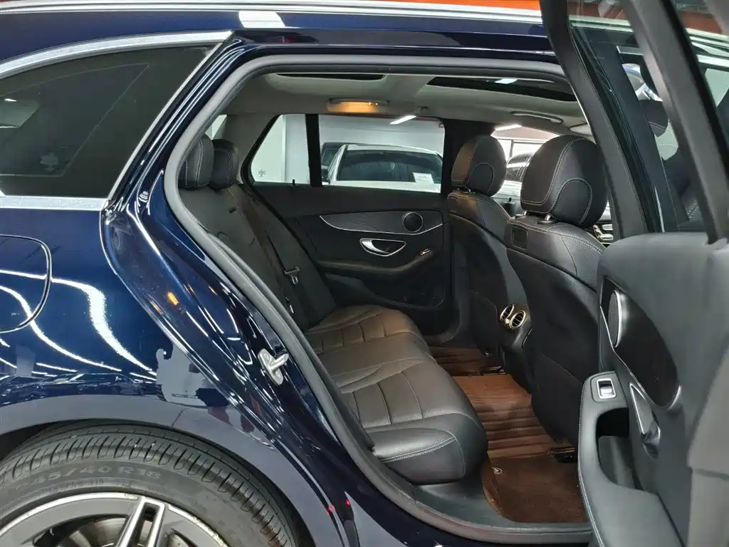 Mercedes-Benz C-Class (Import) 2020 Model C 260 Estate фото 11