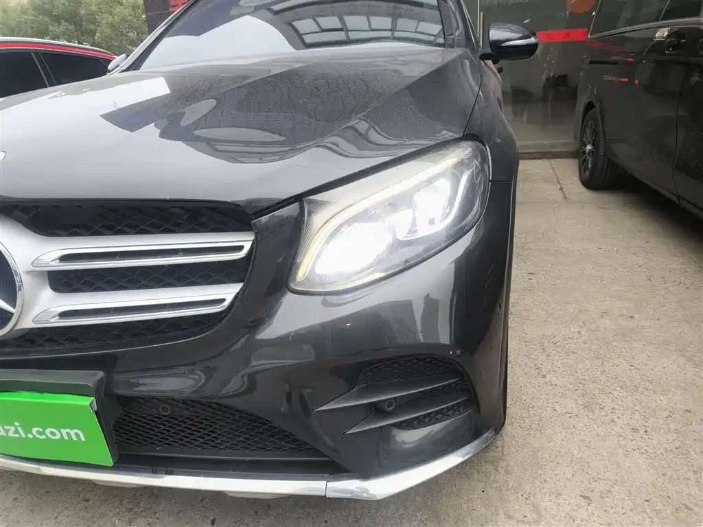 Mercedes-Benz GLC 2017 GLC 260 4MATIC Dynamic фото 23