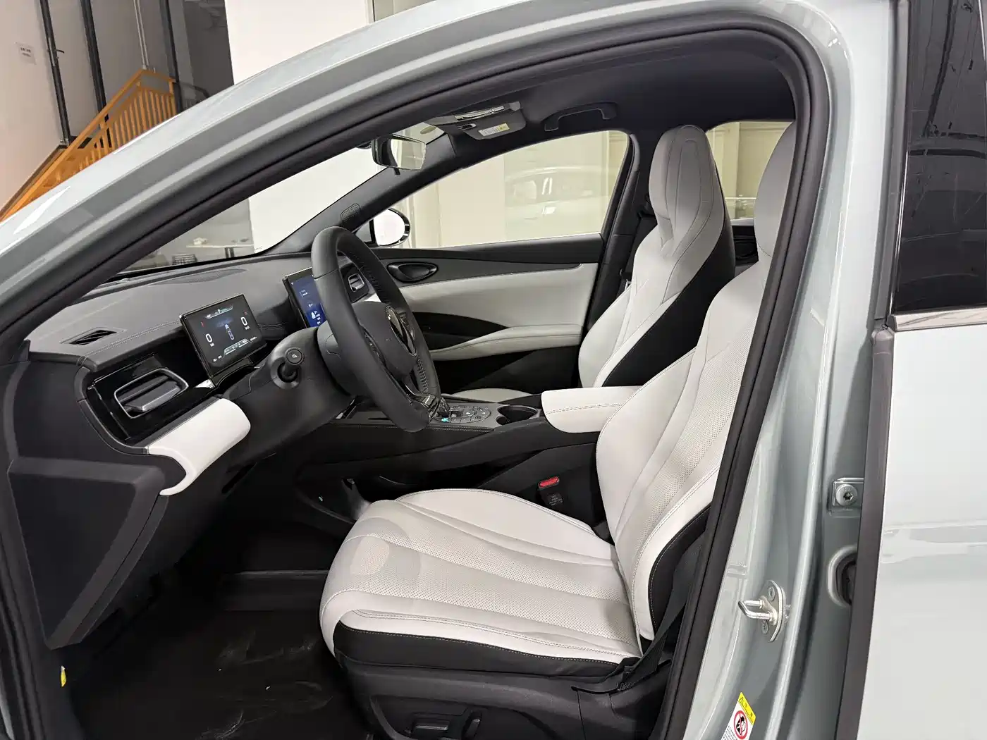 BYD SEAL 06 NEW ENERGY