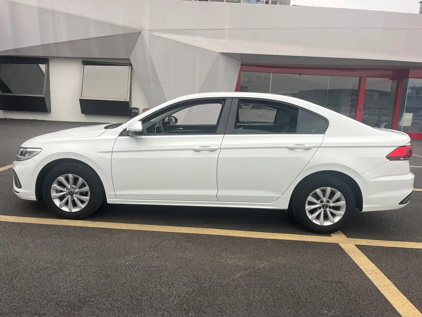 Volkswagen Bora 2023 200TSI DSG Comfort Edition фото 10