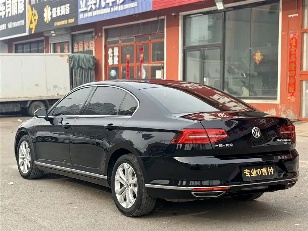Volkswagen Magotan 2017 330TSI DSG Luxury фото 4