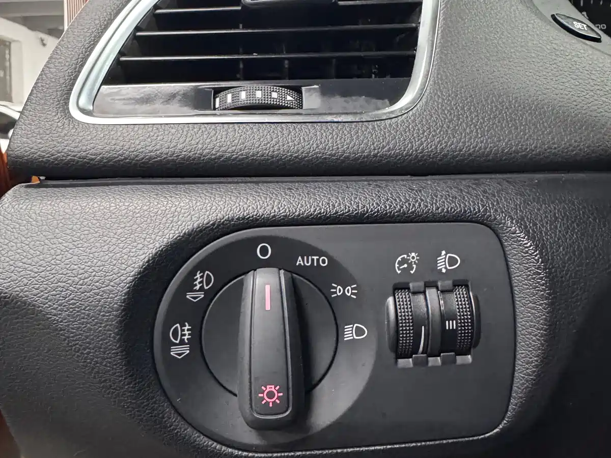 Audi Q3 2013 35 TFSI Progressive фото 14