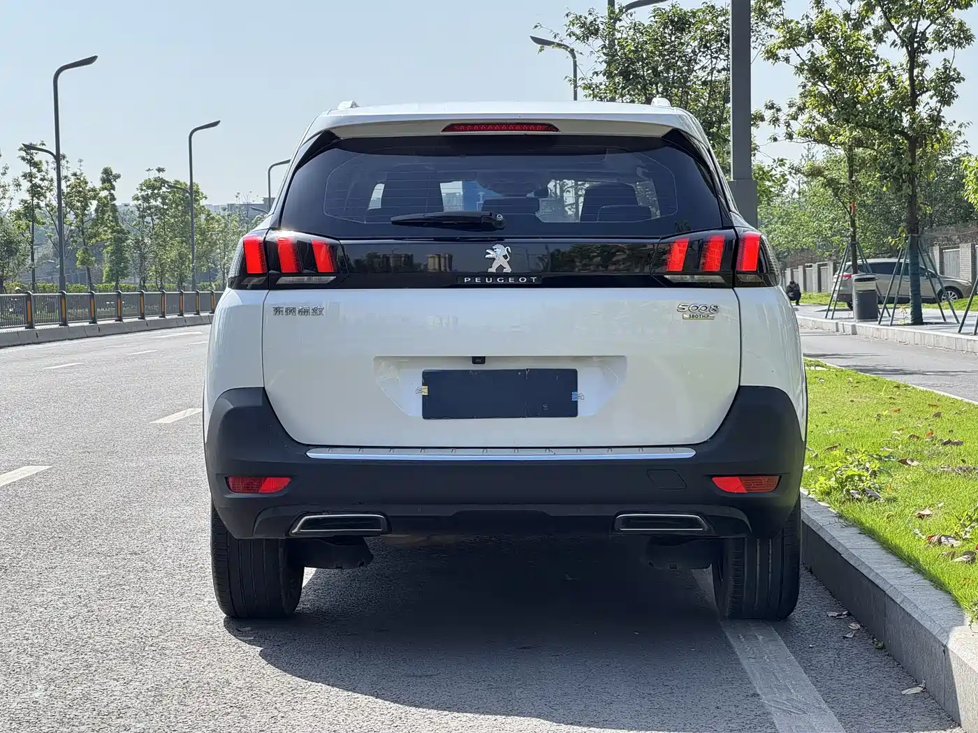 Peugeot 5008 2017 380THP 7-seat Elite Edition фото 15