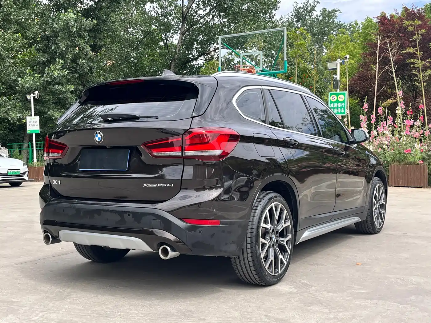 BMW X1 2021 xDrive25Li Exclusive фото 5