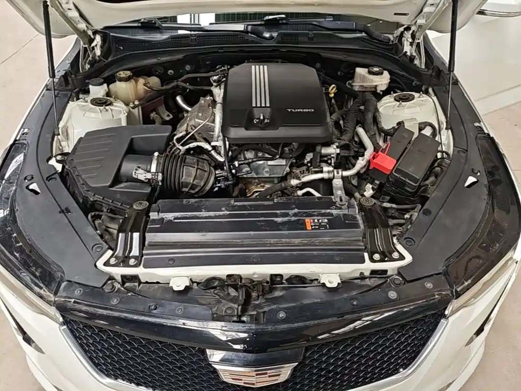Фото 20 - Cadillac CT4