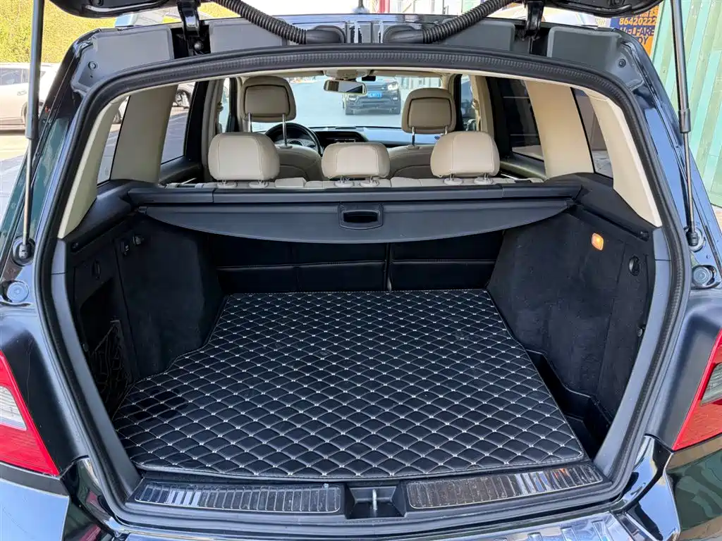 Mercedes-Benz GLK-Class (Import) 2011 GLK 300 4MATIC Fashion фото 10